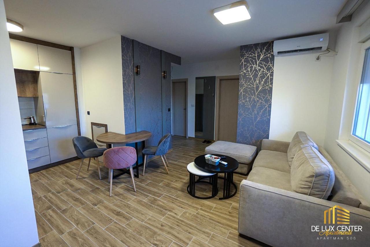 Delux Center Apartments Indija Экстерьер фото